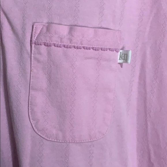 Karen Neuburger - Picture 2 of 4